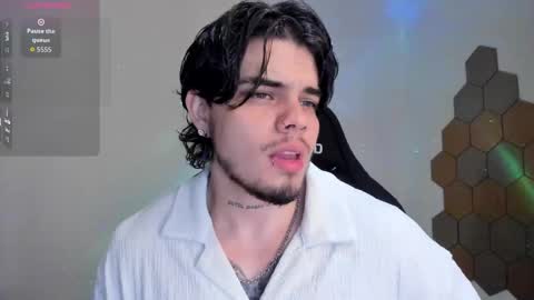 Chris Cooper Independent model online show from February 1, 2:10 am