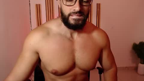 cris         Twitter magnum101010 insta magnumc20 online show from July 15, 2:55 pm