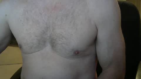 Snapshot of chrismas1 chatting on March 4, 2:10 pm chrismas1 online show from March 4, 2:10 pm