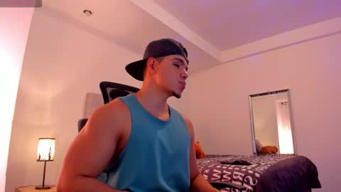 chrismorgan24 online show from December 17, 1:22 am