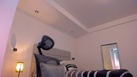 chrismorgan24 online show from May 30, 3:09 pm