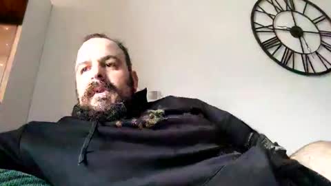chris  ole online show from December 4, 7:28 am