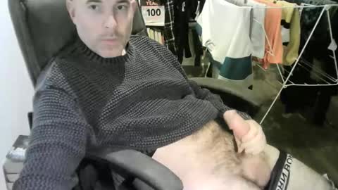 Snapshot of chrisprngr chatting on March 9, 8:24 pm chrisprngr online show from March 9, 8:24 pm