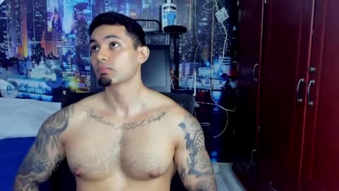 Chriss Stewart online show from June 3, 2:03 am