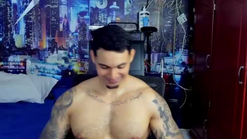 Chriss Stewart online show from June 6, 2:38 am