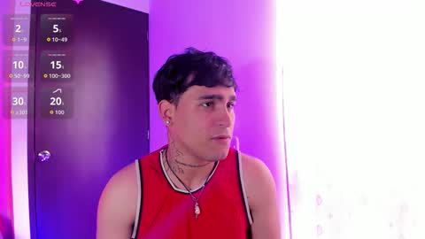 Christian Wang online show from February 2, 6:39 pm