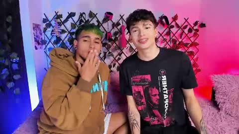 Christian Wang online show from April 17, 10:57 pm