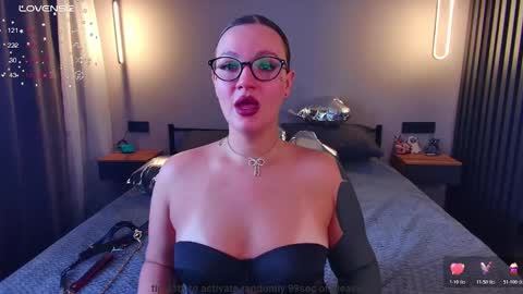 Chrissy online show from March 1, 6:37 am