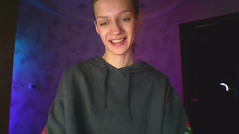 Snapshot of chrissy_joyful chatting on April 30, 5:14 am chrissy_joyful online show from April 30, 5:14 am