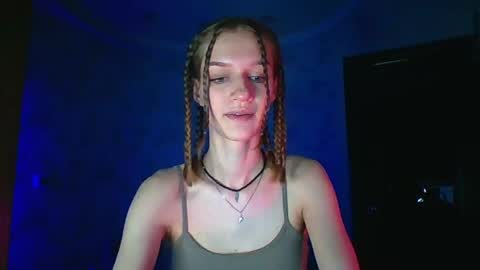 Snapshot of chrissy_joyful chatting on May 16, 5:04 am chrissy_joyful online show from May 16, 5:04 am
