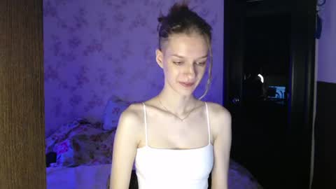 Snapshot of chrissy_joyful chatting on June 9, 5:08 am chrissy_joyful online show from June 9, 5:08 am