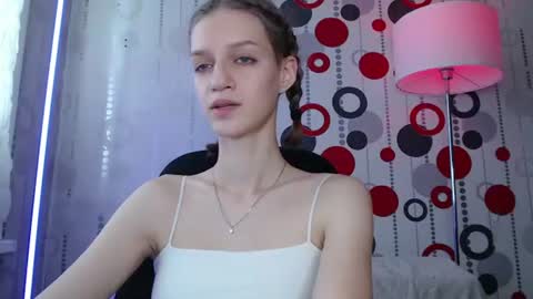 Snapshot of chrissy_joyful chatting on July 5, 4:19 am chrissy_joyful online show from July 5, 4:19 am