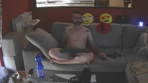 Snapshot of christian23hot chatting on July 17, 4:23 pm Chris online show from July 17, 4:23 pm