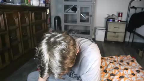 christianslong online show from January 16, 1:42 am