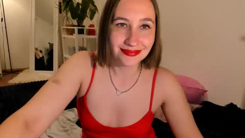 christina rosse online show from May 24, 8:25 pm