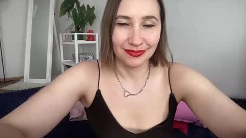 christina rosse online show from June 7, 9:35 am