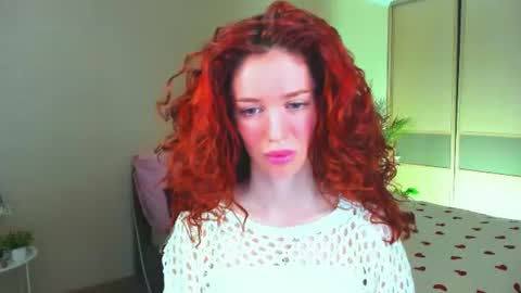 Snapshot of christinaconteeree chatting on July 19, 10:30 am christinaconteeree online show from July 19, 10:30 am