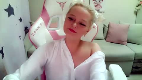 Christi online show from July 7, 4:33 pm