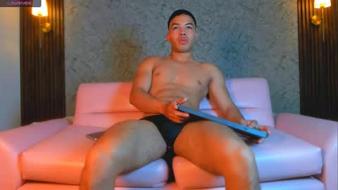 Snapshot of christopherivera chatting on June 13, 11:41 am christopherivera online show from June 13, 11:41 am