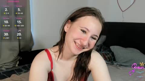 Snapshot of christyw3b chatting on June 11, 8:01 am christyw3b online show from June 11, 8:01 am