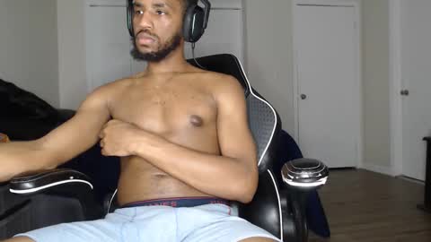 ChrisVacherx online show from February 7, 11:19 pm