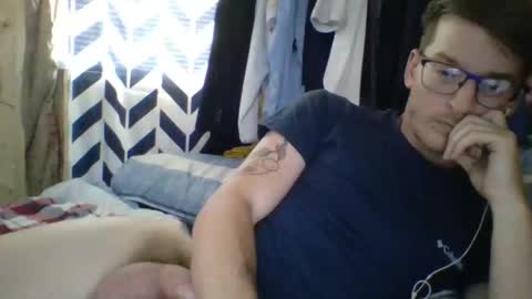 chrisvibess online show from May 6, 6:24 pm