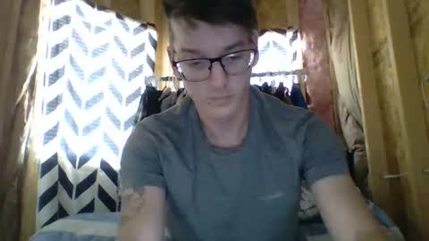 chrisvibess online show from May 17, 2:46 pm