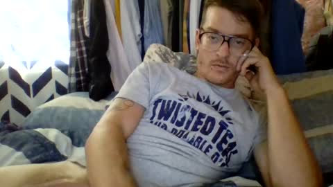 chrisvibess online show from August 4, 5:15 pm