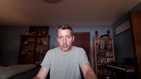 chrisw8121 online show from February 13, 10:17 pm