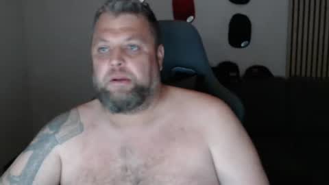 Chrizz online show from June 19, 10:46 pm