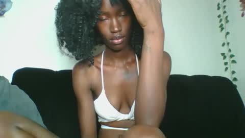 chroe22 online show from January 7, 8:11 pm