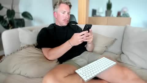 ChrisBang online show from May 14, 2:46 pm