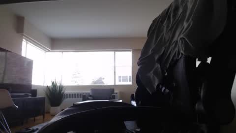 AstorYvr online show from April 15, 6:26 pm