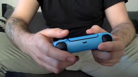 Snapshot of chuchujelly chatting on March 5, 11:05 pm chuchujelly online show from March 5, 11:05 pm