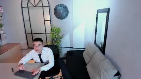Snapshot of ciansinclair chatting on July 18, 11:36 am Cian online show from July 18, 11:36 am
