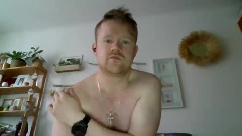 ciasnsyrize1996 online show from November 24, 6:35 am