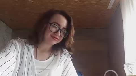 Olivia online show from June 15, 8:27 am