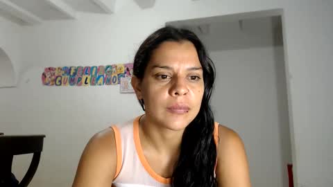 Snapshot of cielonoir04 chatting on June 1, 4:03 am Cielo Noir online show from June 1, 4:03 am