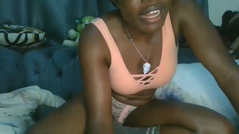 cilia petite online show from May 31, 10:55 am