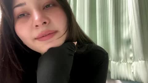 Lin online show from May 15, 11:34 pm