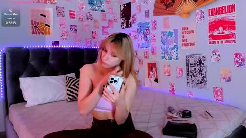 cindymori online show from April 12, 5:34 am