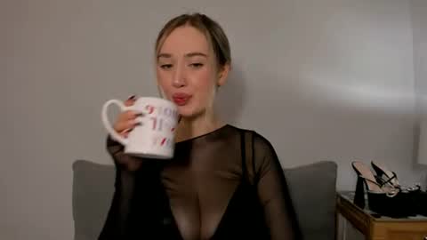 cindyprettywomen online show from October 23, 3:22 pm