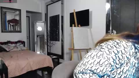 Cindy online show from December 17, 6:08 am