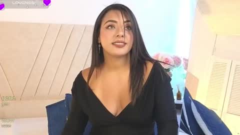 cinthia_cf online show from October 10, 4:50 pm