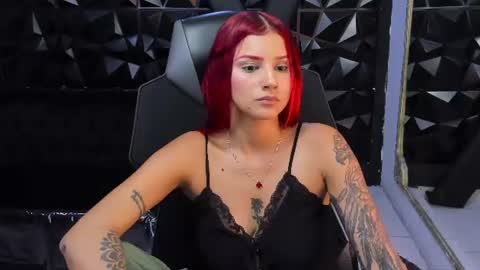 CintiaCollins  online show from July 10, 5:15 pm