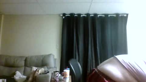 cjthecarebear online show from October 14, 4:35 am