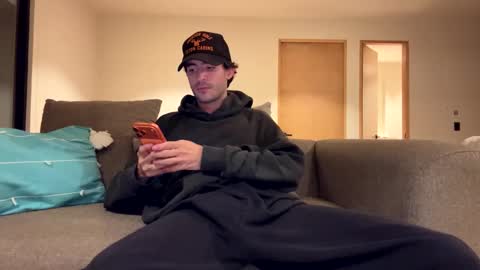 Snapshot of ckeefer96 chatting on February 9, 12:36 am ckeefer96 online show from February 9, 12:36 am