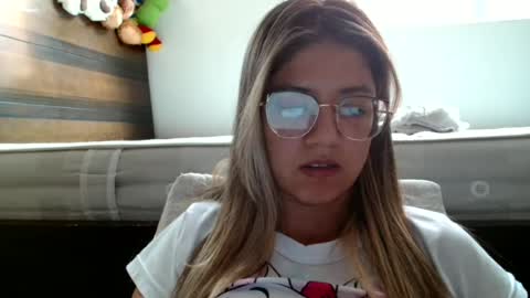 Snapshot of clair_of chatting on July 21, 8:55 pm clair_of online show from July 21, 8:55 pm