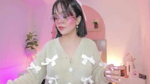 C L A R A online show from March 27, 3:12 am