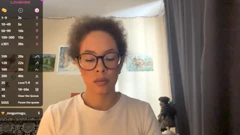 Selena online show from March 8, 8:18 am